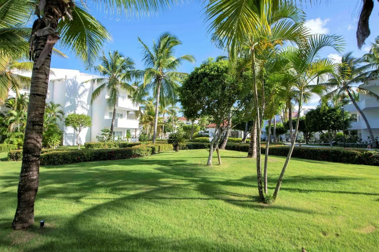 ***** Semesteranläggning (resort) Occidental Punta Cana Dominikanska republiken